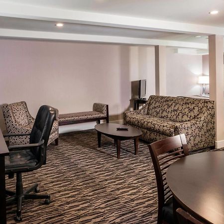 Fairfield Inn & Suites By Marriott Keene Downtown Exterior foto