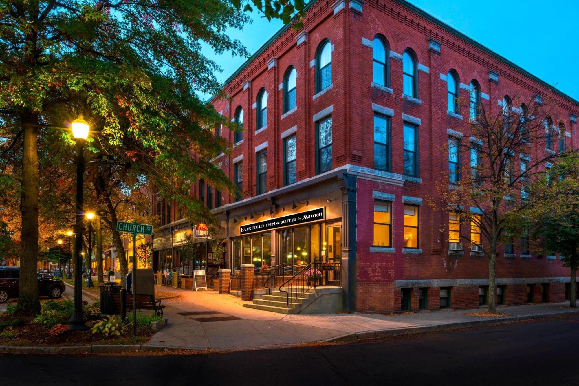 Fairfield Inn & Suites By Marriott Keene Downtown Exterior foto